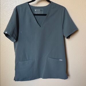 Figs Bonsai Green Scrub Top